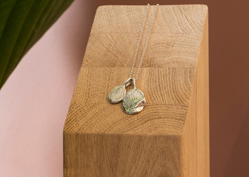 Biżuteria z odciskiem łapki